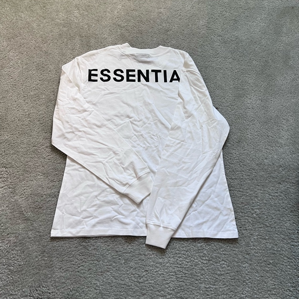 Fear of god essential T shirt S size